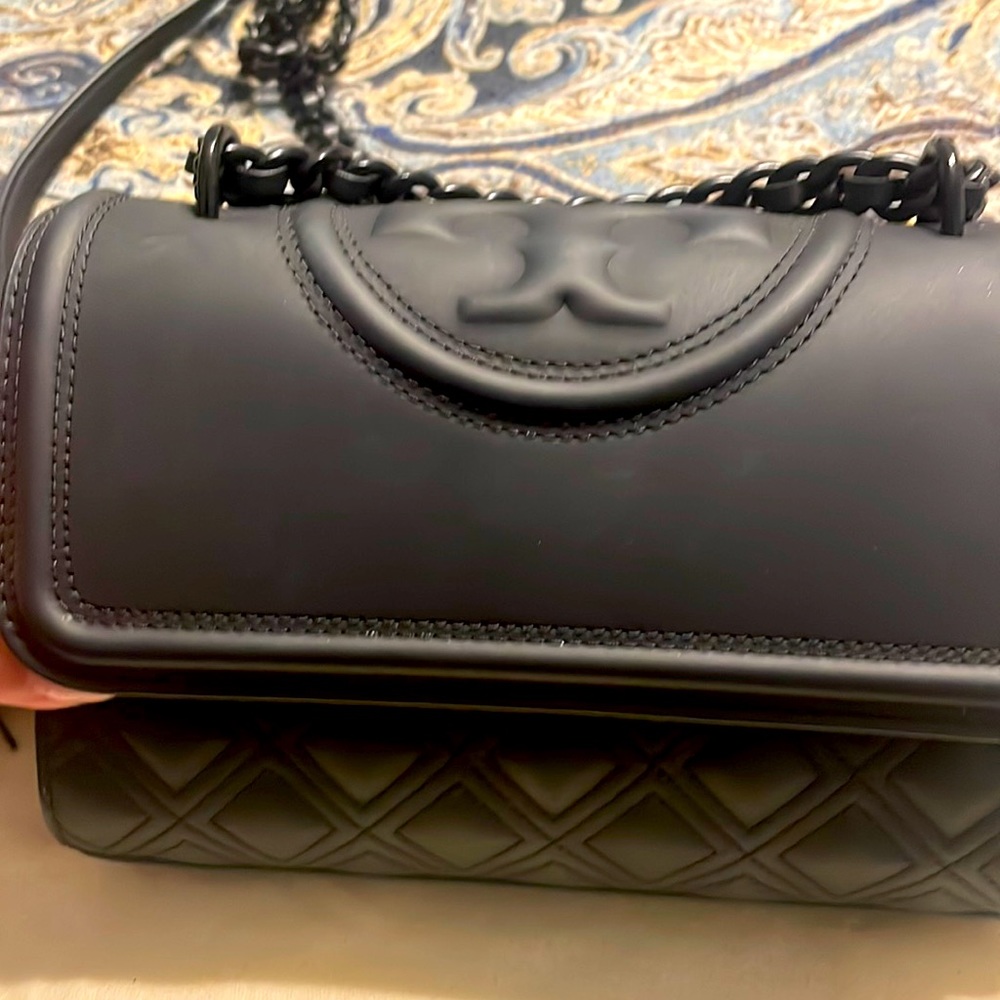 Authentic Tory Burch Fleming Matte Small Shoulder Bag- perfect condition